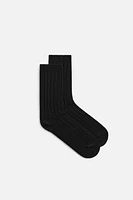 2-PACK OF RIBBED SOCKS