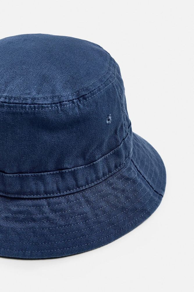 WASHED BUCKET HAT