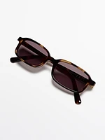 Lunettes de soleil rectangulaires petit format