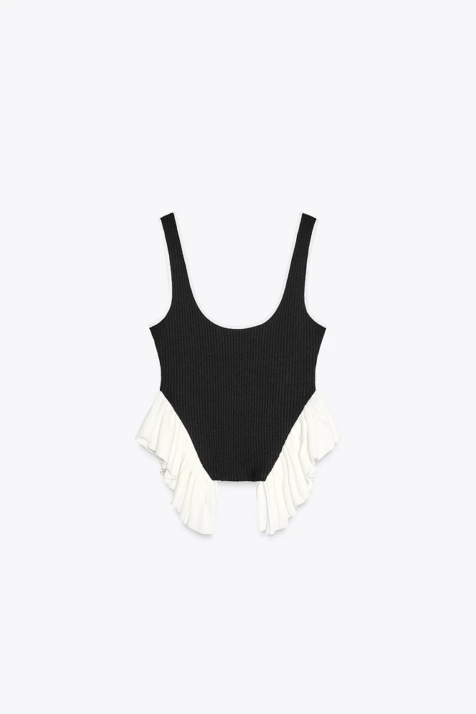 CONTRAST KNIT TOP