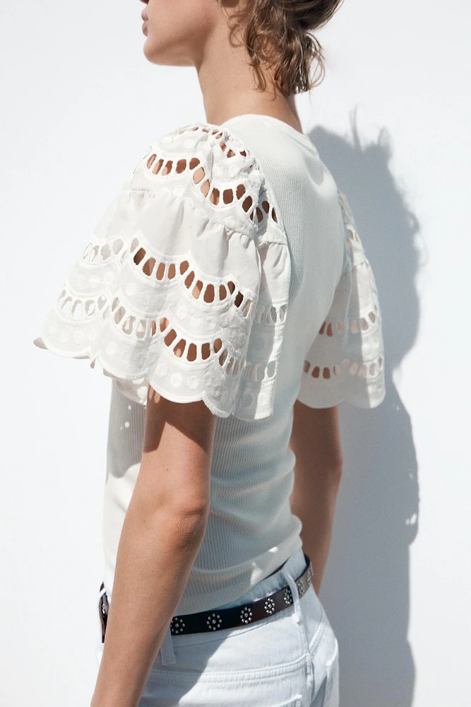 EMBROIDERED SLEEVE SHIRT