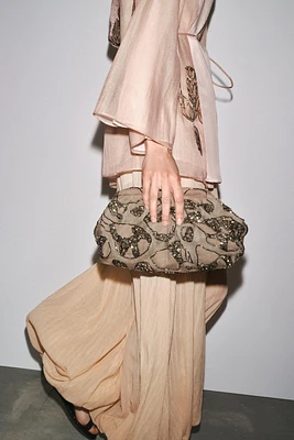 EMBROIDERED BEAD BAG