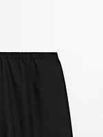 Pantalon barrel fluide lin mélangé