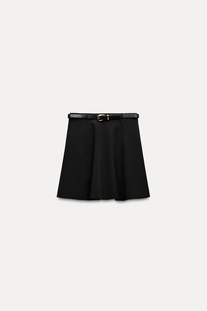 BELTED CREPE MINI SKIRT