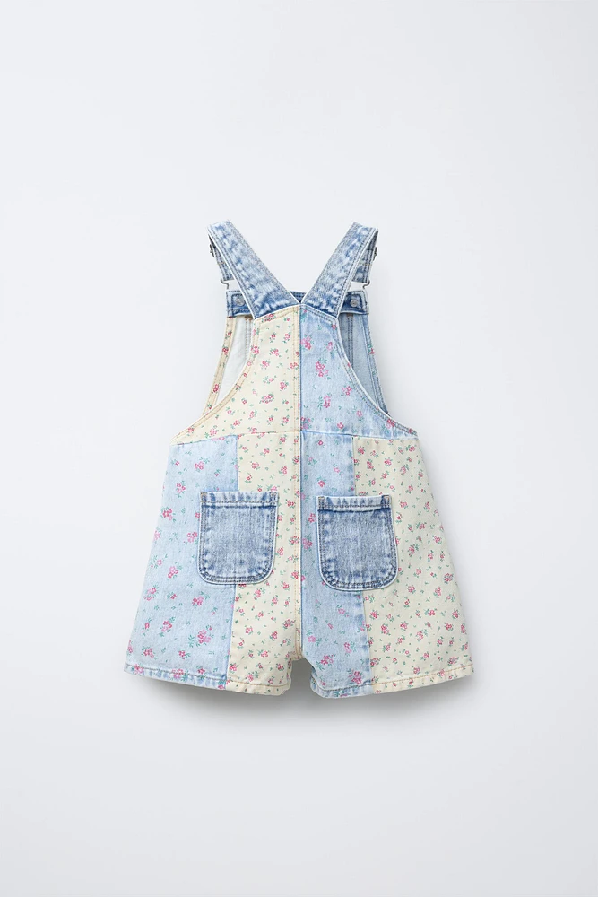 SALOPETTE COURTE EN DENIM PATCHWORK FLEURS