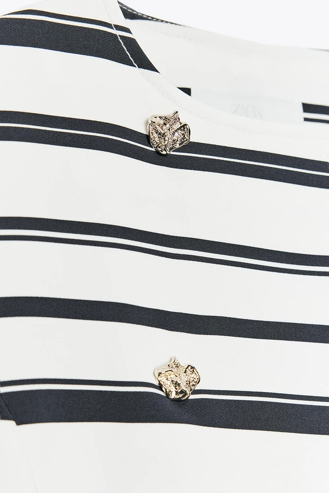 STRIPED SHORT SLEEVE BLAZER