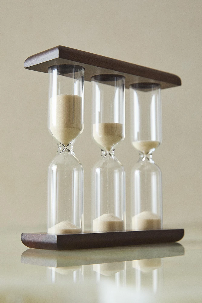 SET OF HOURGLSASES WITH ACACIA FRAME
