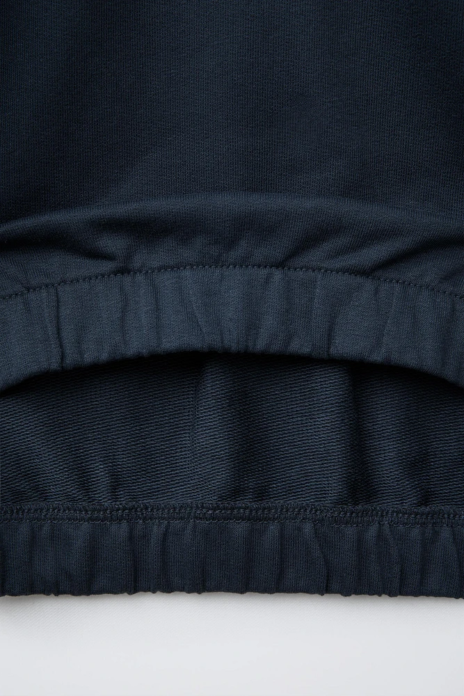 ENSEMBLE SWEAT ET BERMUDA SPORTY