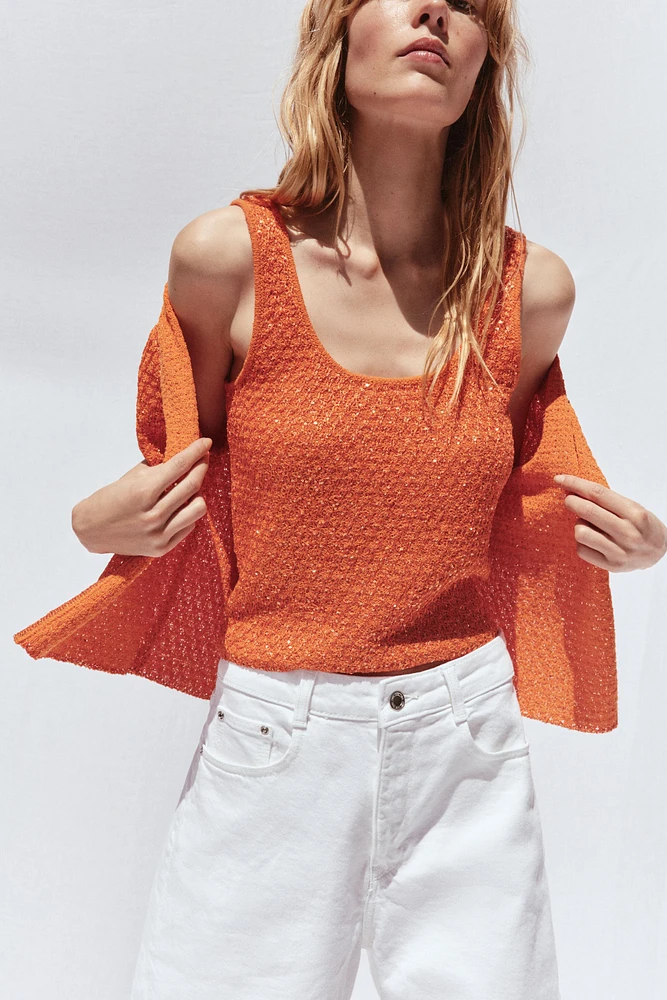 TOP EN MAILLE À SEQUINS