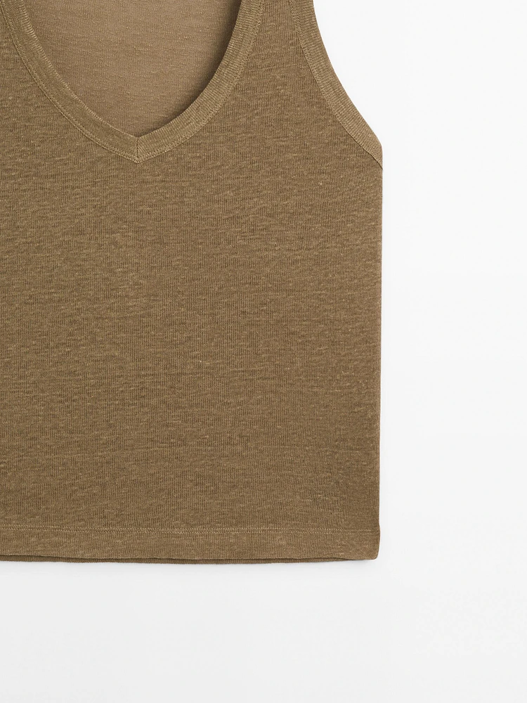 100% linen V-neck knit top