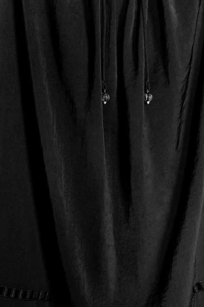 EMBROIDERED VOLUMINOUS MIDI DRESS