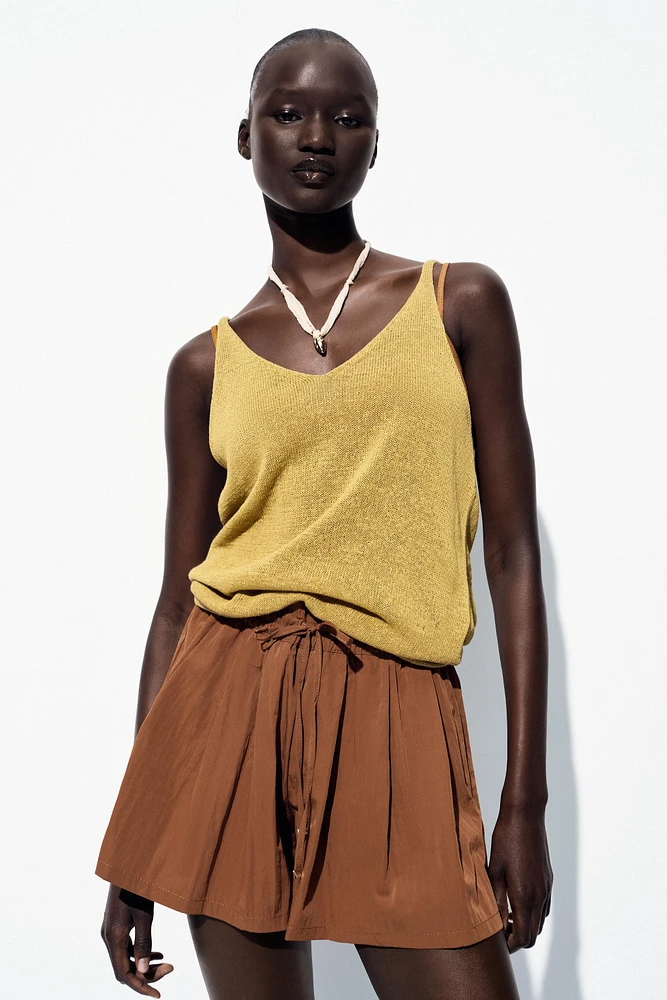 ELASTIC WAIST SHORTS