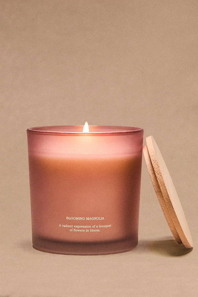 (350 G) BLOOMING MAGNOLIA SCENTED CANDLE