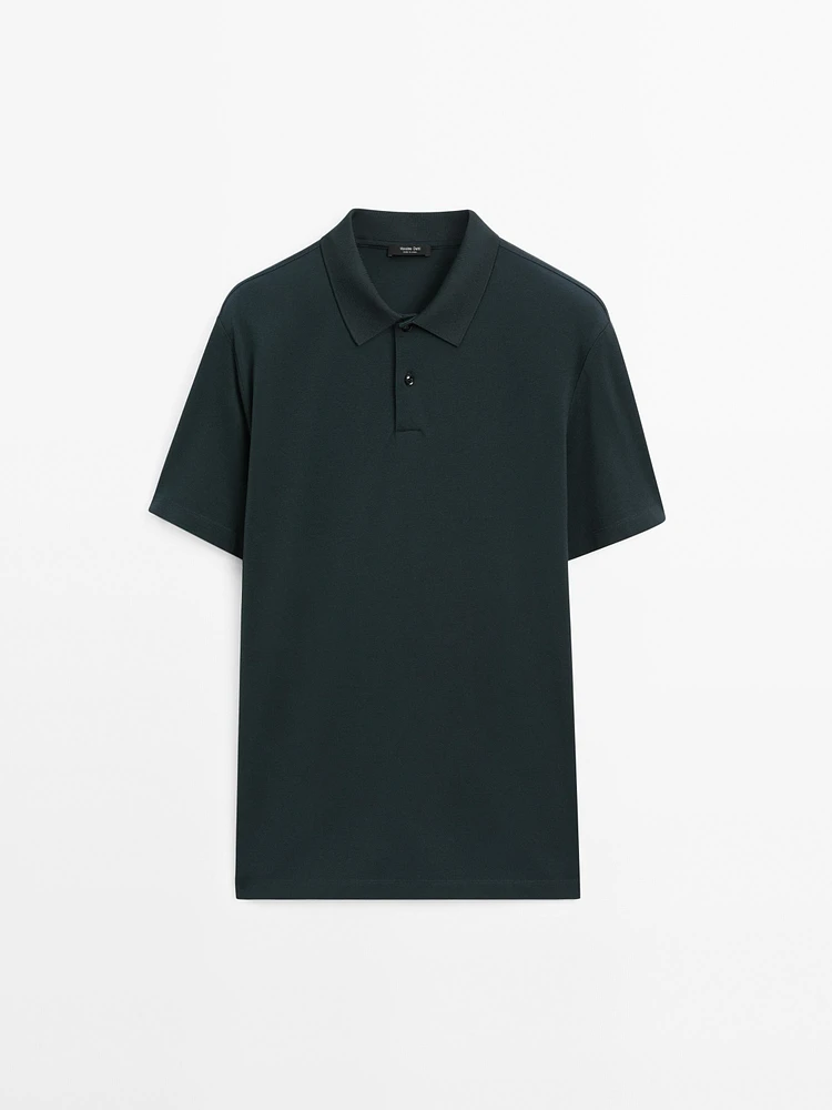 100% cotton polo shirt with micro textured weave