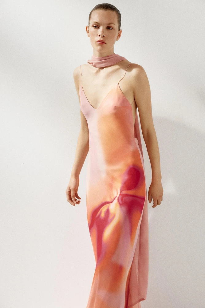 ROBE LONGUE IMPRIMÉE FOULARD