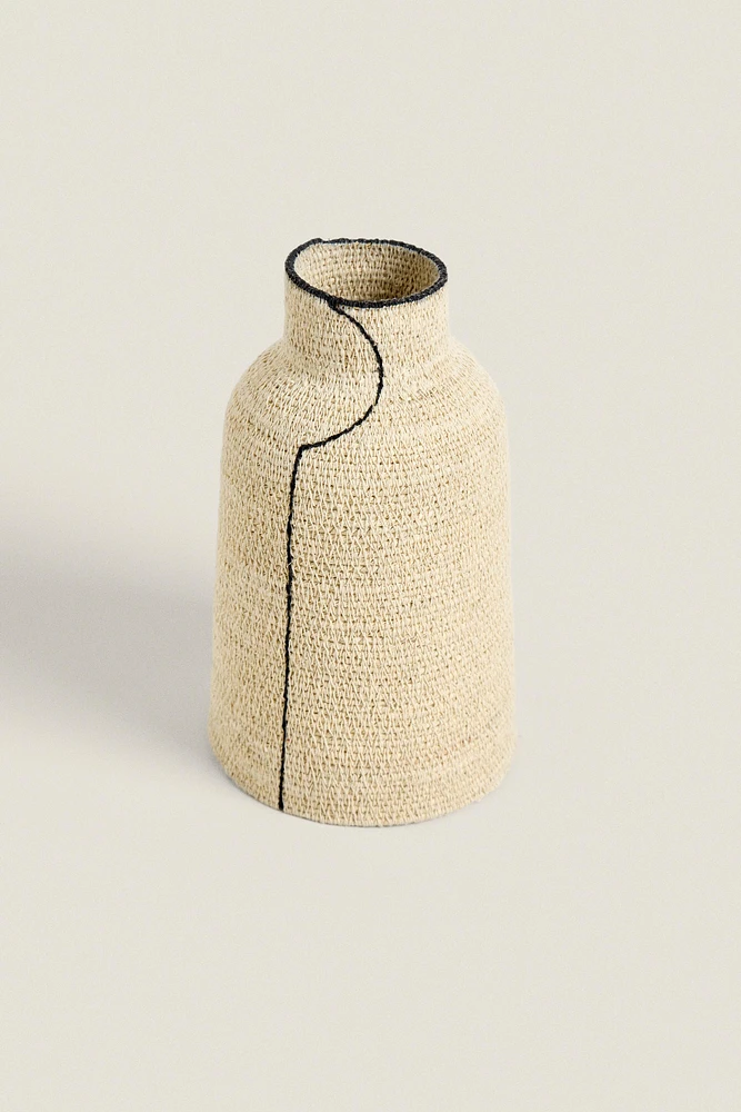 LOW SEAGRASS VASE WITH LINE