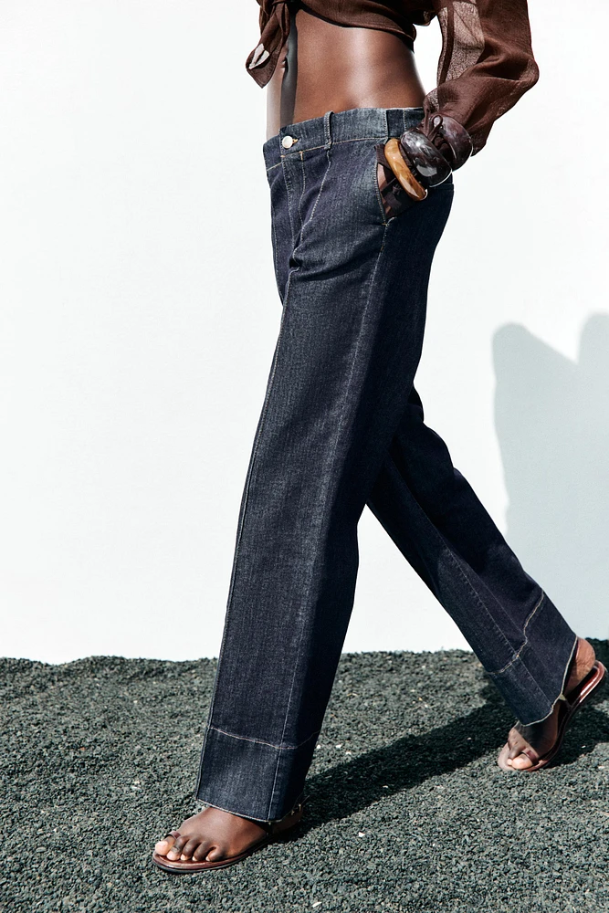 PANTALON BOOTCUT NERVURE