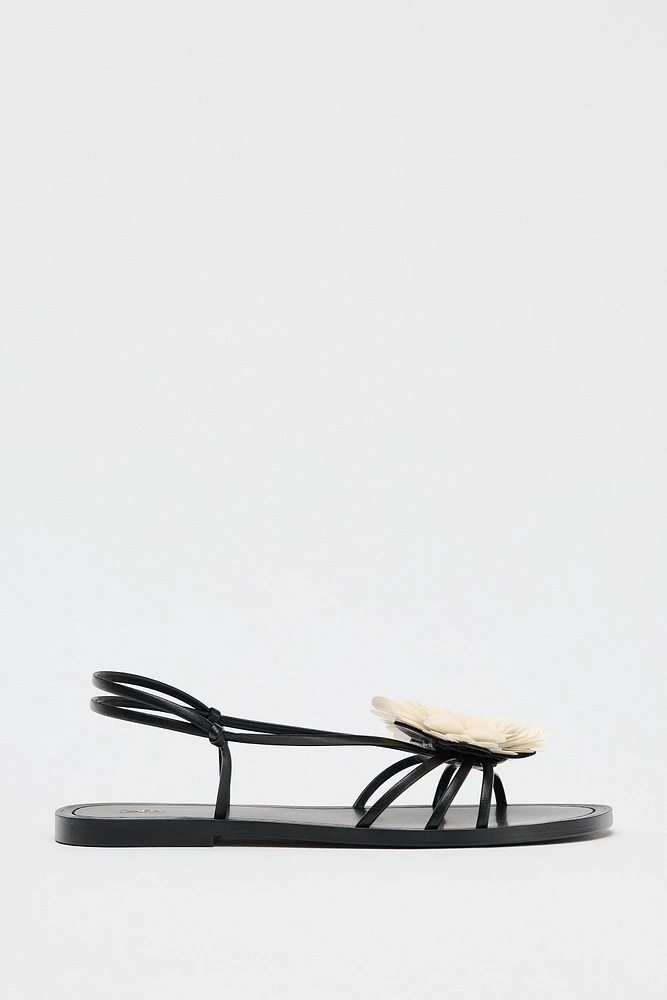 FLAT SANDALS WITH FLOWER