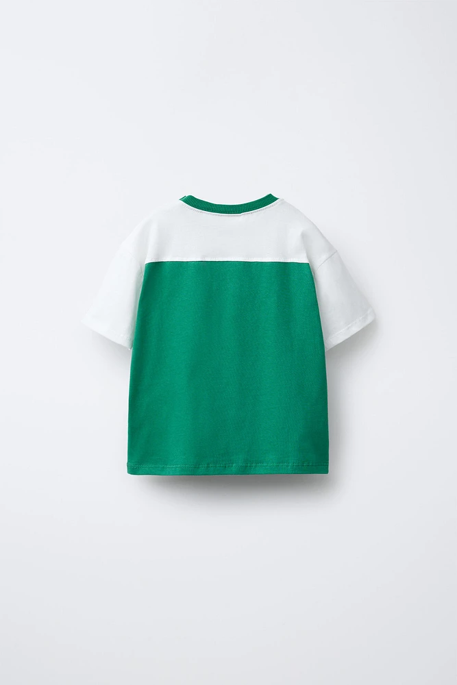 T-SHIRT COLOR BLOCK IMPRIMÉ