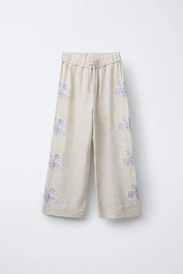 STRAIGHT LEG EMBROIDERED PANTS