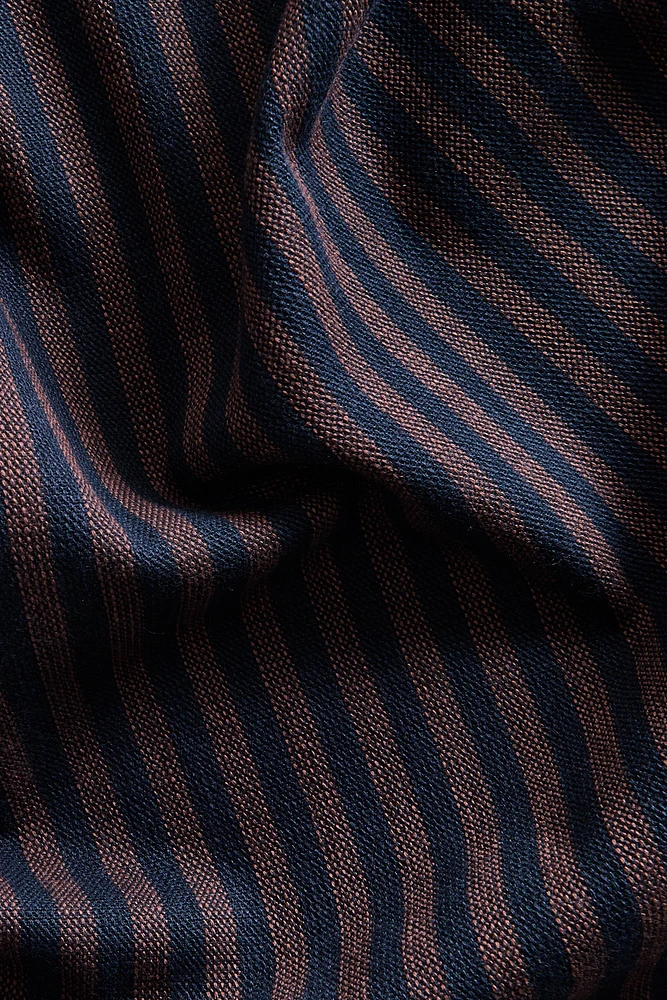 COTTON BEACH TOWEL WITH THIN STRIPES