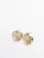 Irregular hoop earrings