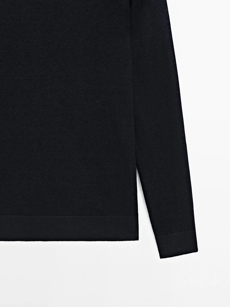 Lightweight 100% linen knit sweater