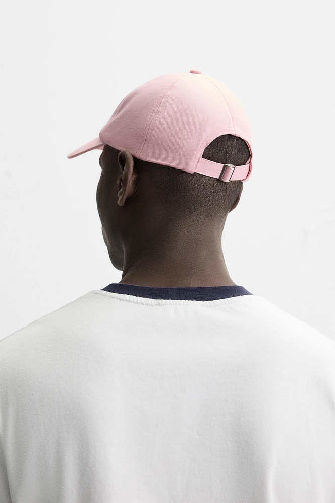 EMBROIDERED TEXT CAP
