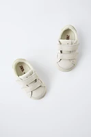 BAREFOOT LEATHER SNEAKERS WITH ADJUSTABLE STRAPS