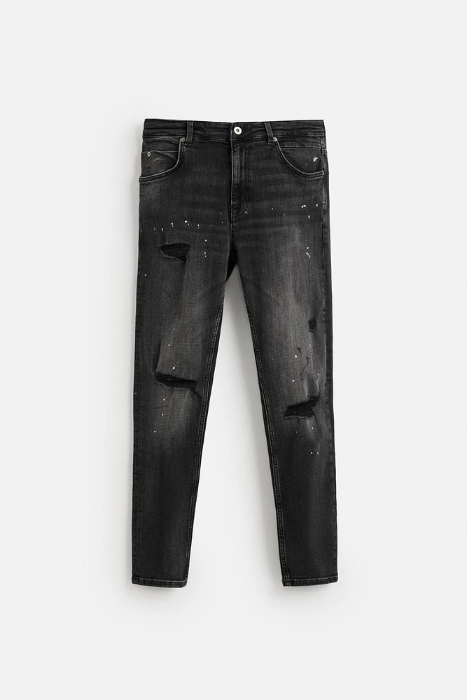 RIPPED SKINNY FIT JEANS