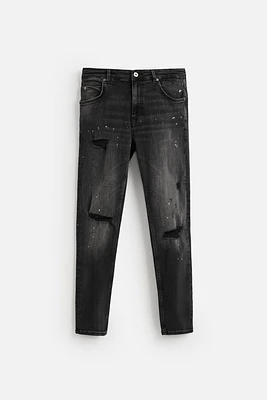 RIPPED SKINNY FIT JEANS
