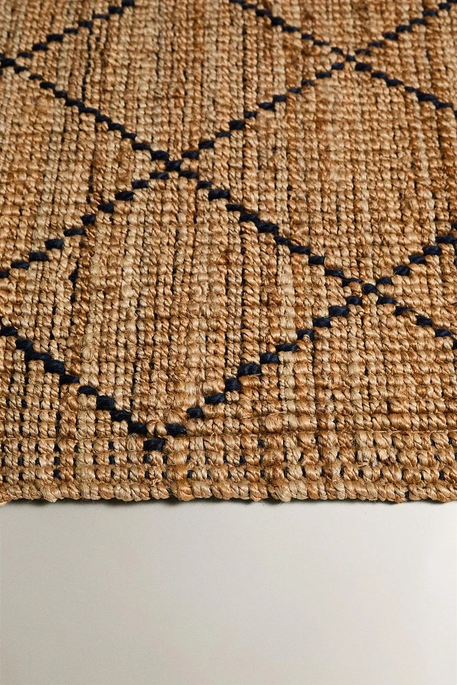 DIAMOND PRINT AREA RUG