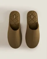 QUILTED SLIPPERS