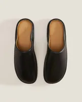 CONTRAST LEATHER SLIPPERS