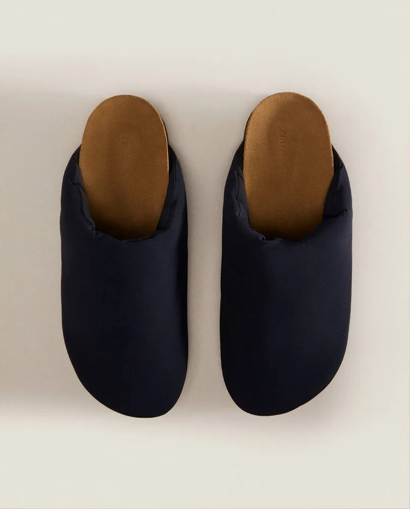 MINIMALIST TECHNICAL CLOGS