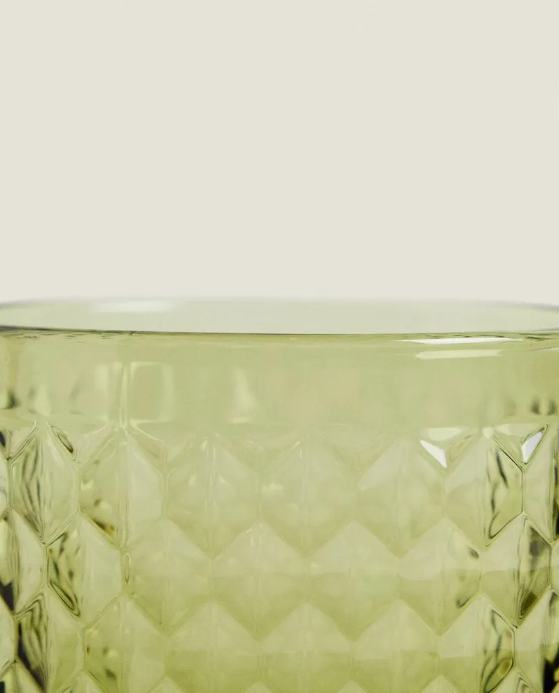 RAISED DESIGN GLASS JUG