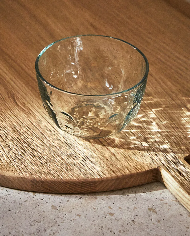 FACETED GLASS BOWL