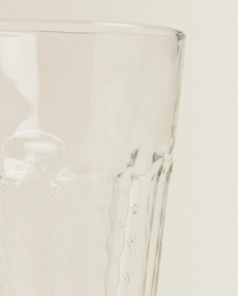 RAISED DESIGN GLASS TUMBLER