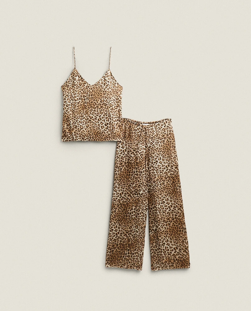 LEOPARD PRINT SATEEN TOP