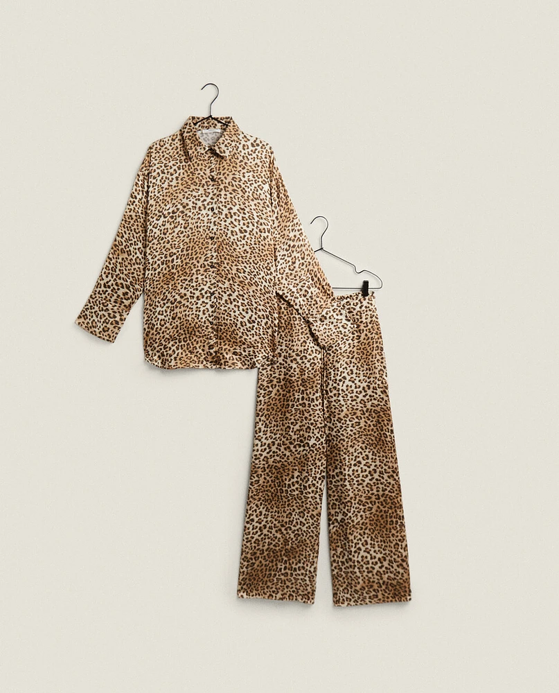 LEOPARD PRINT SATEEN SHIRT