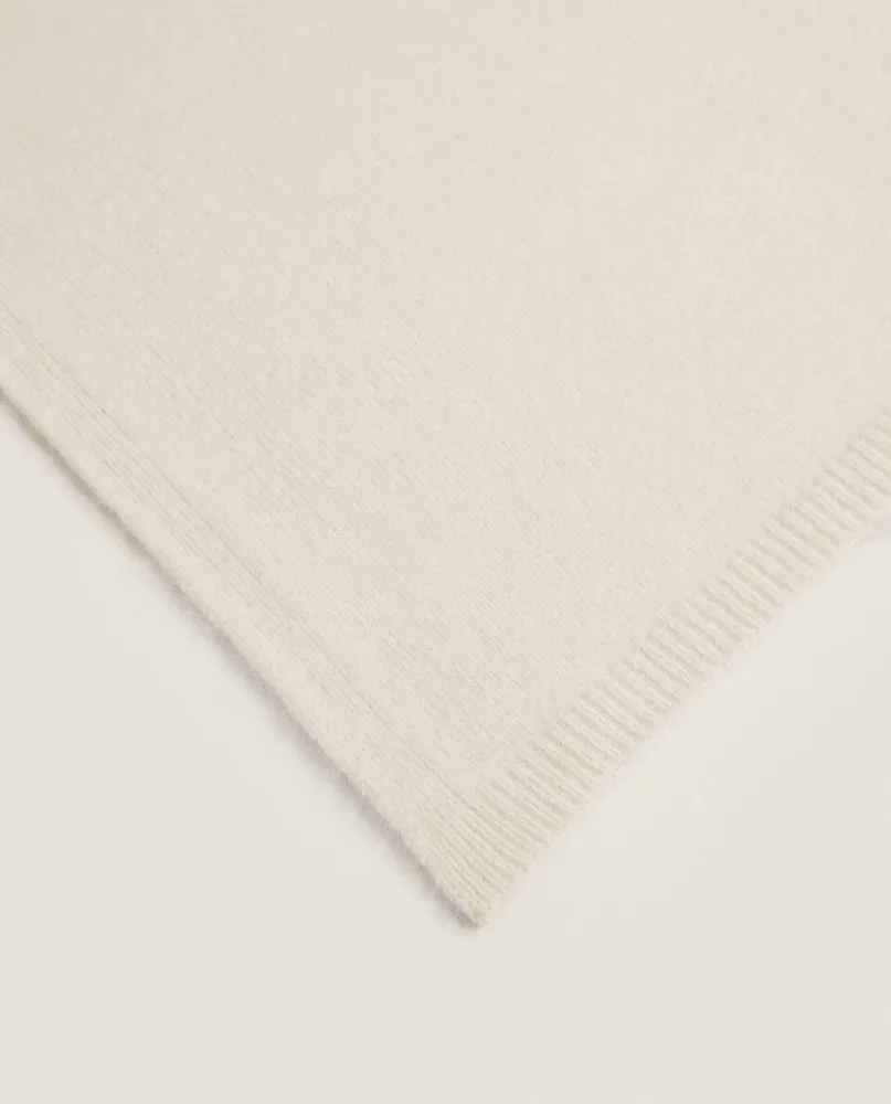 CASHMERE KNIT BLANKET