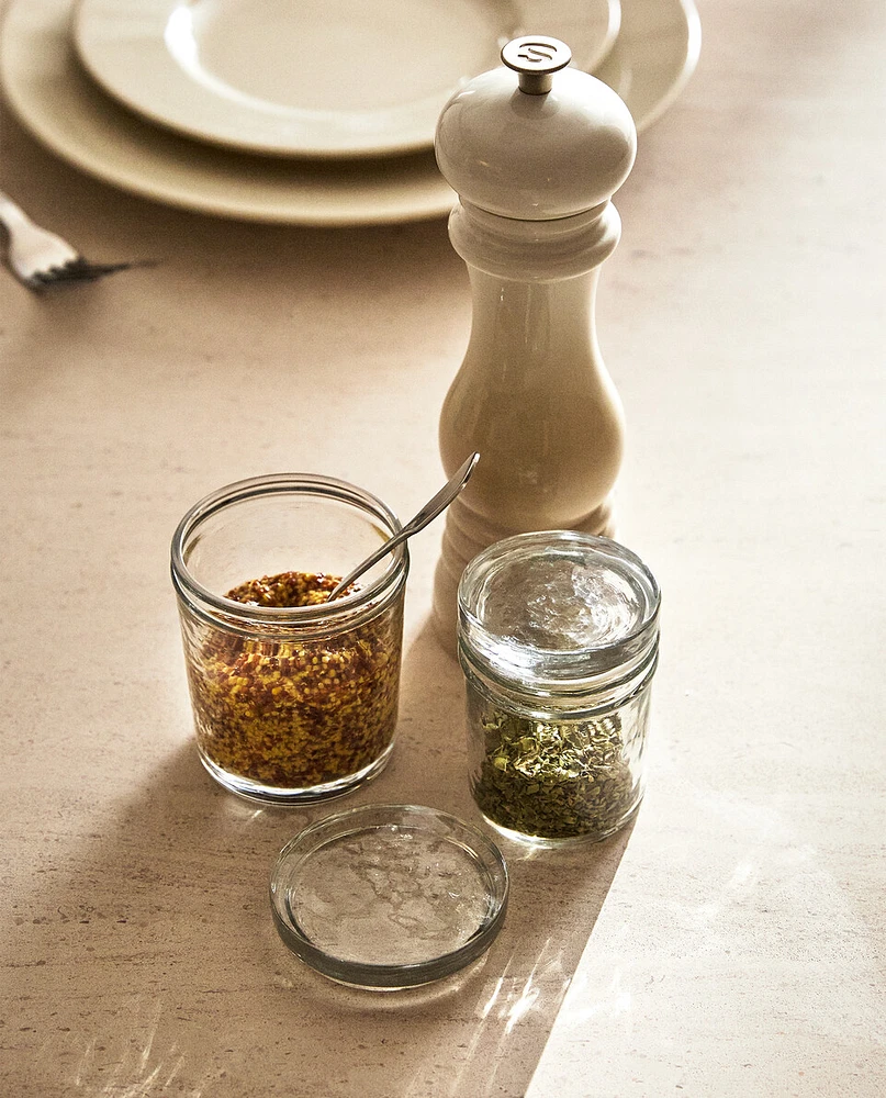 SMALL GLASS SAUCE JAR