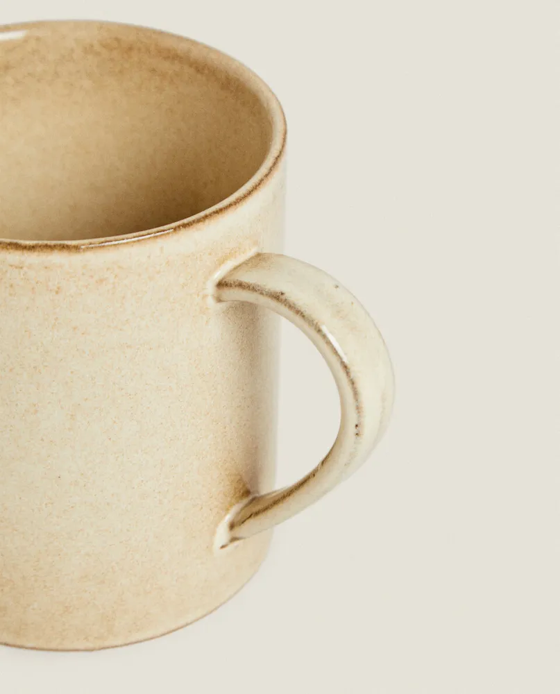 STONEWARE MUG WITH RIM