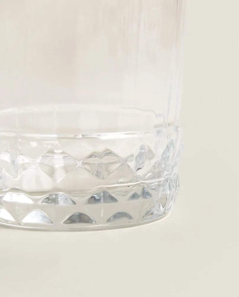 FACETED GLASS TUMBLER