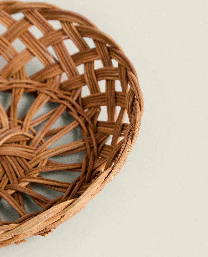 ROUND RATTAN BASKET