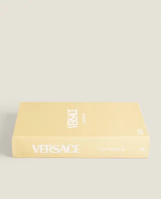 VERSACE CATWALK BOOK