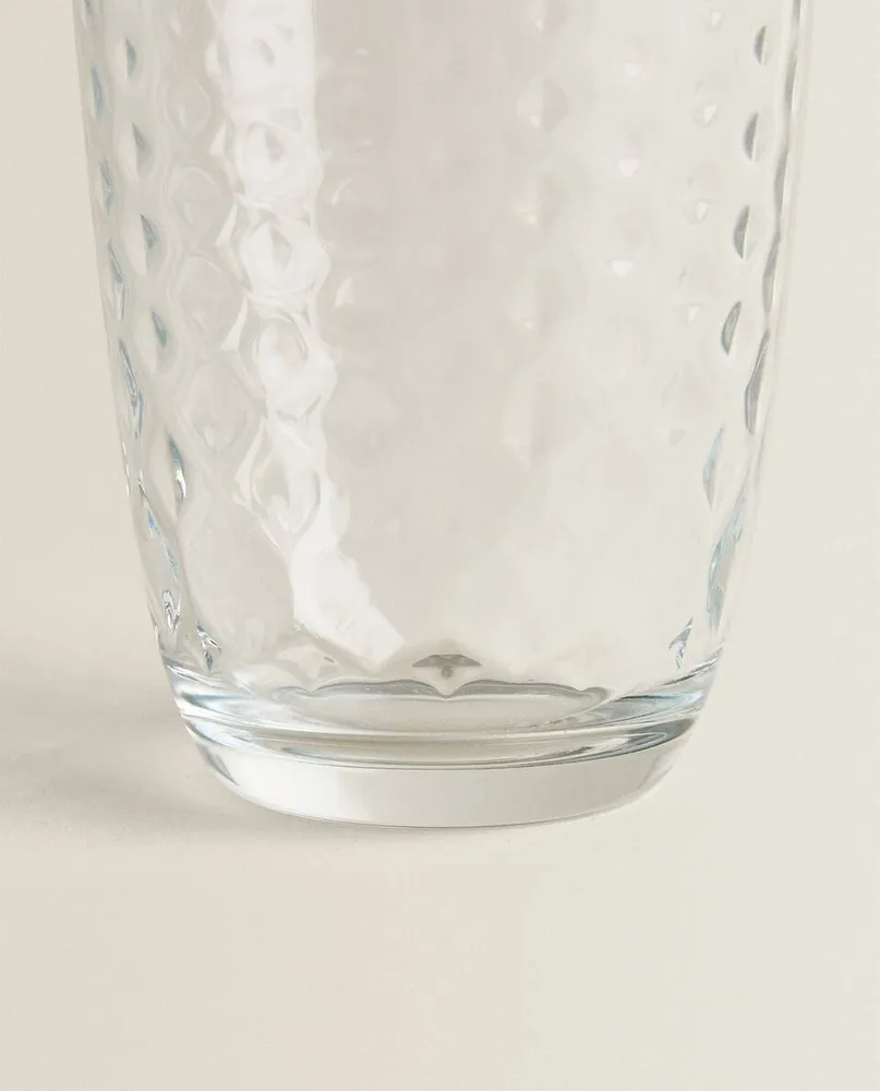 RAISED DESIGN TUMBLER