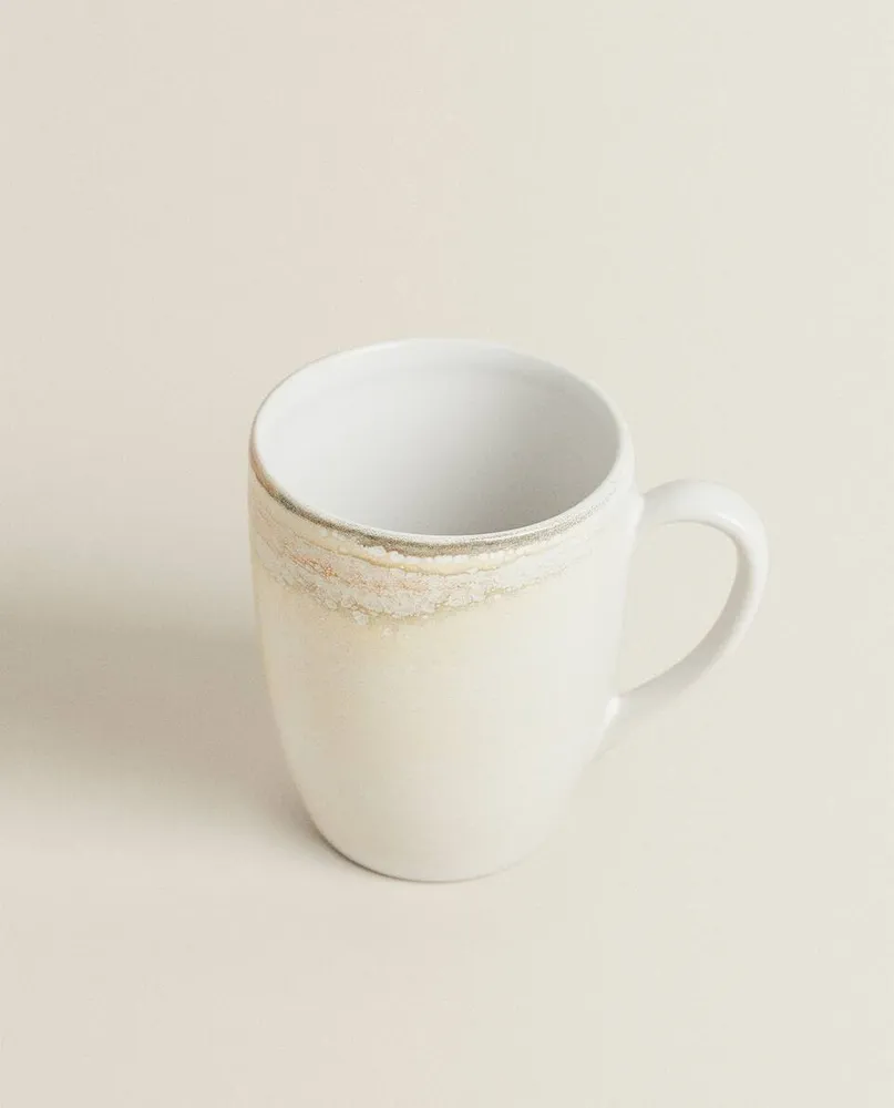 STONEWARE MUG