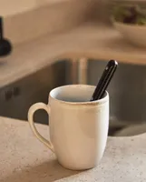 STONEWARE MUG