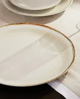 ROUND STONEWARE SERVING DISH